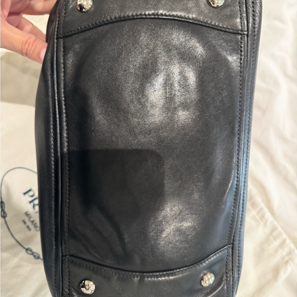 100 percent authentic Prada soft calf BR4687 hobo bag - Picture 6 of 14